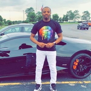 Meet your Posher, Antonio